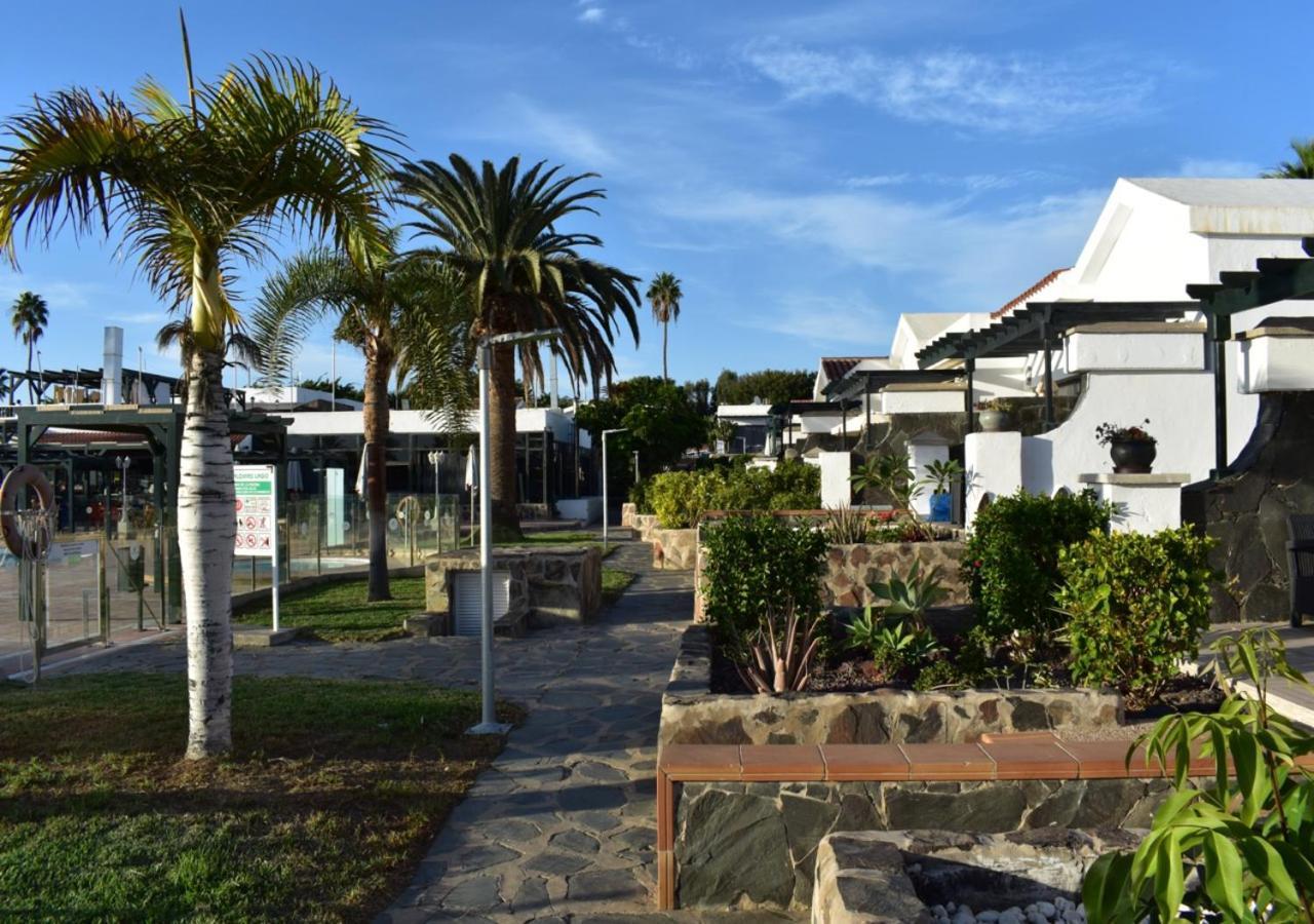Maspalomas Lago Industrial Style Exterior photo