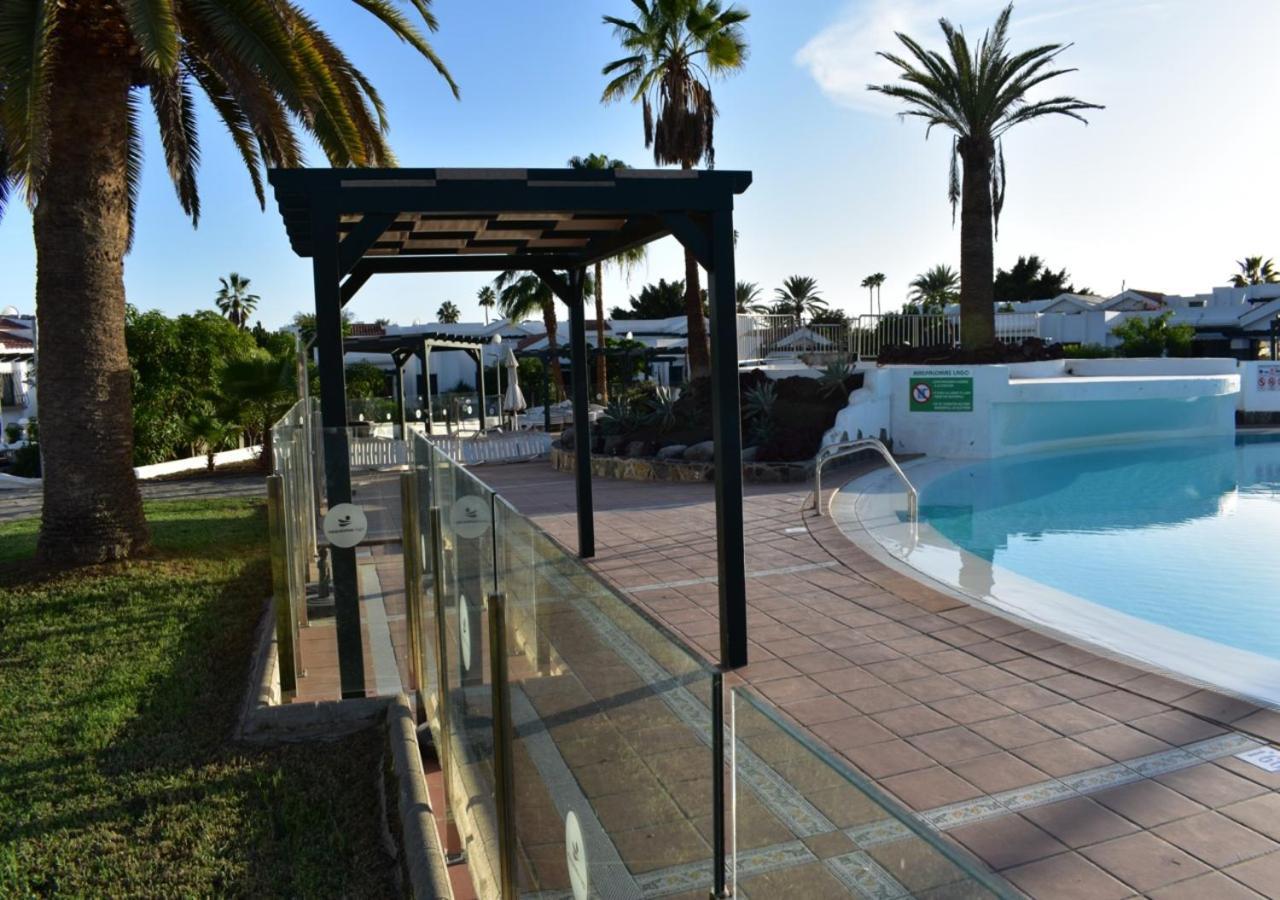 Maspalomas Lago Industrial Style Exterior photo