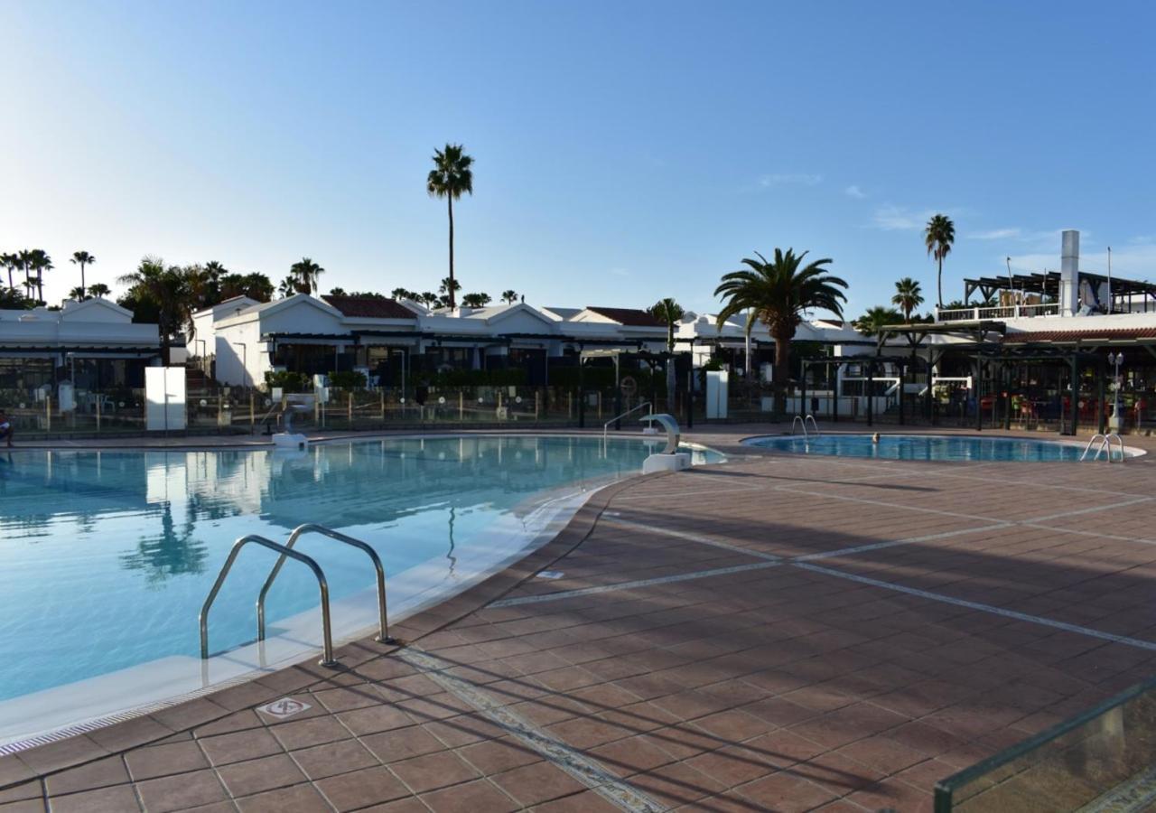 Maspalomas Lago Industrial Style Exterior photo